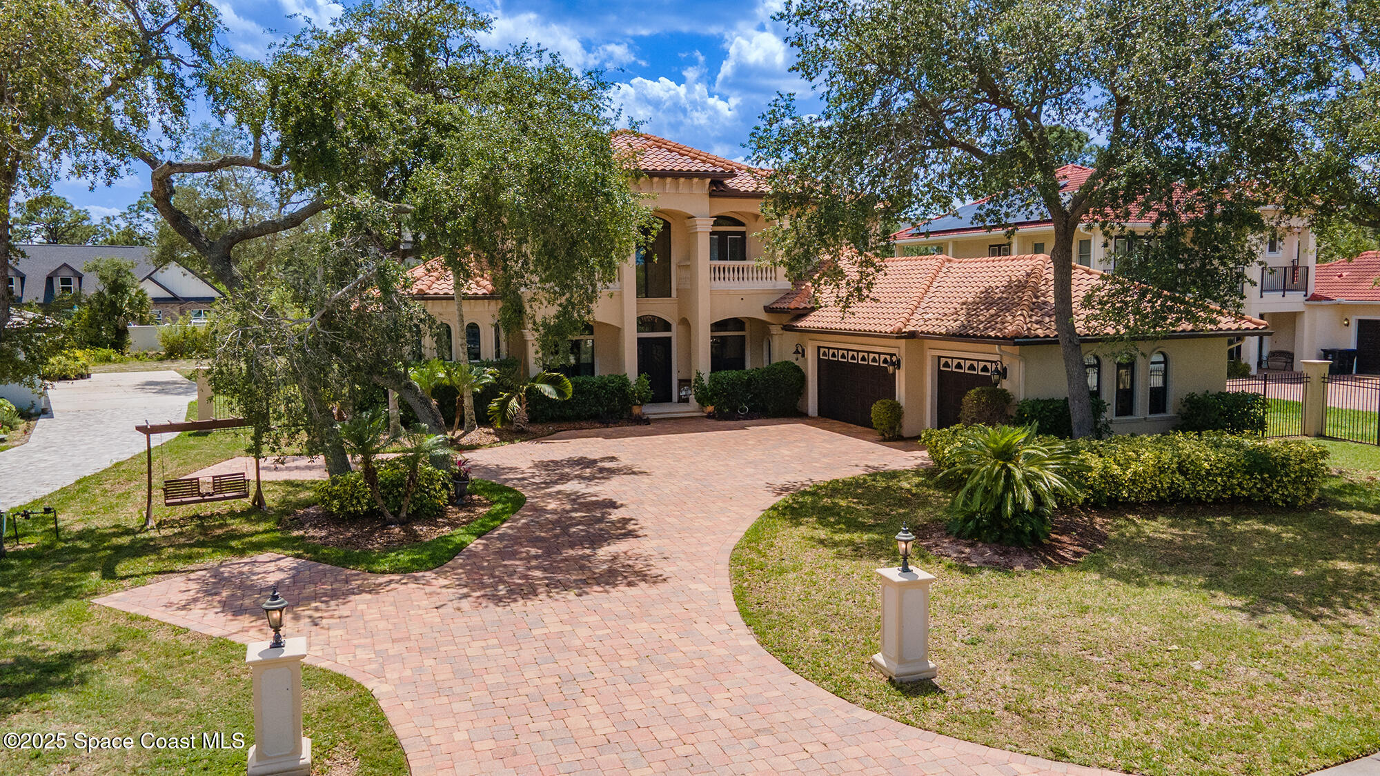 5454 Riveredge Drive