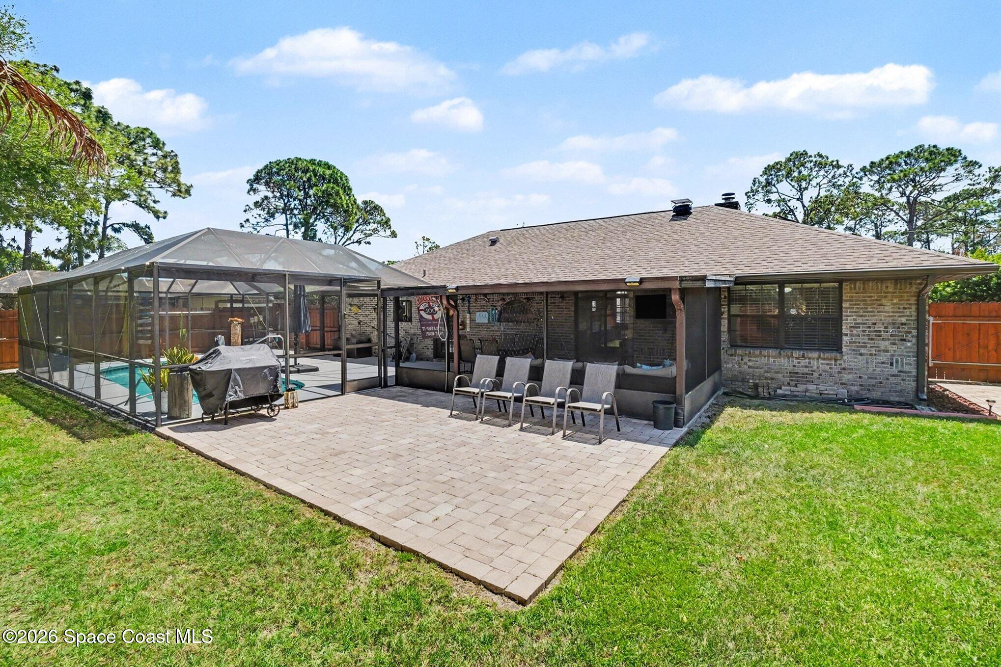 5280 Fruitport Street