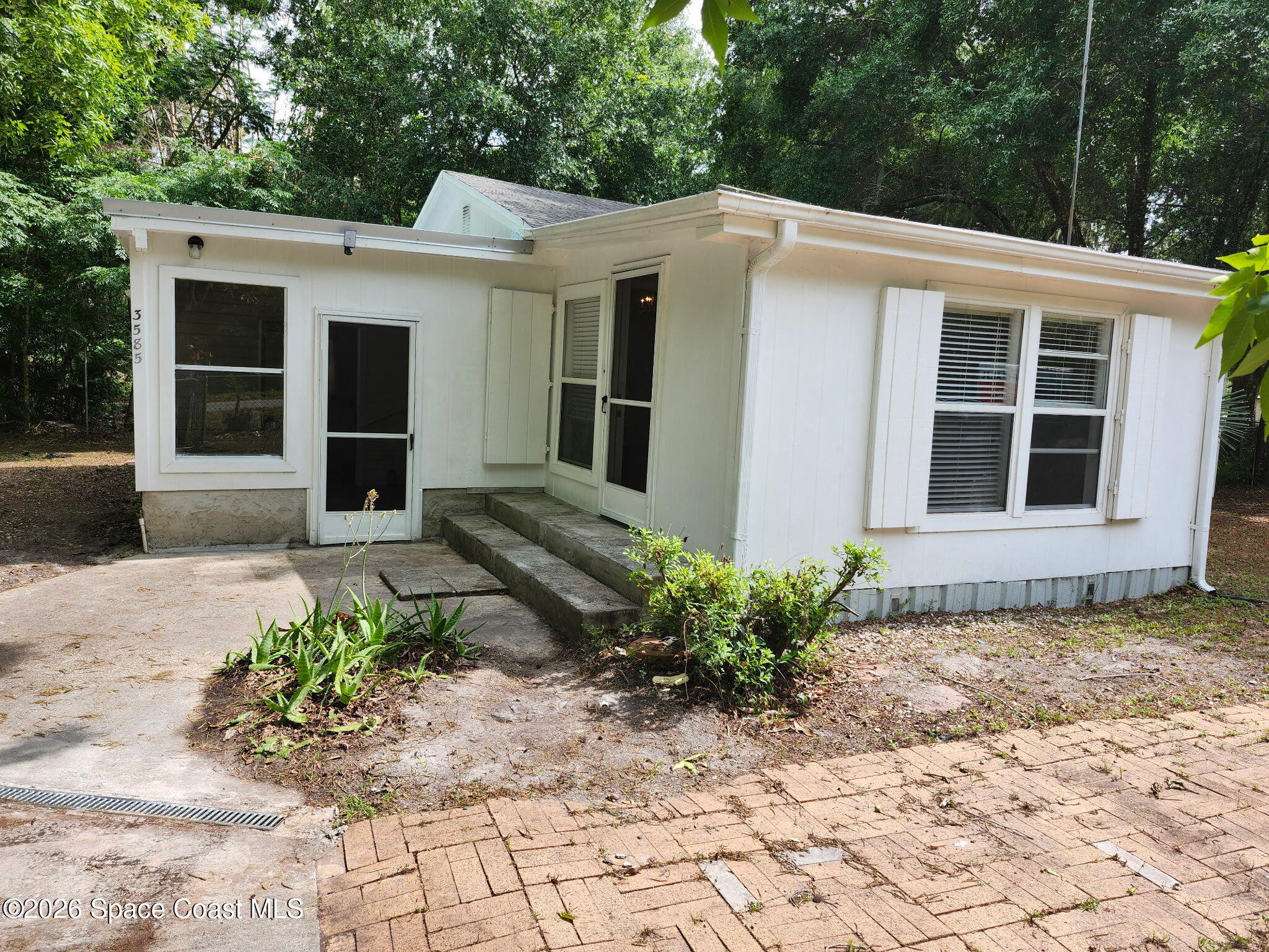 3585 Aurantia Road
