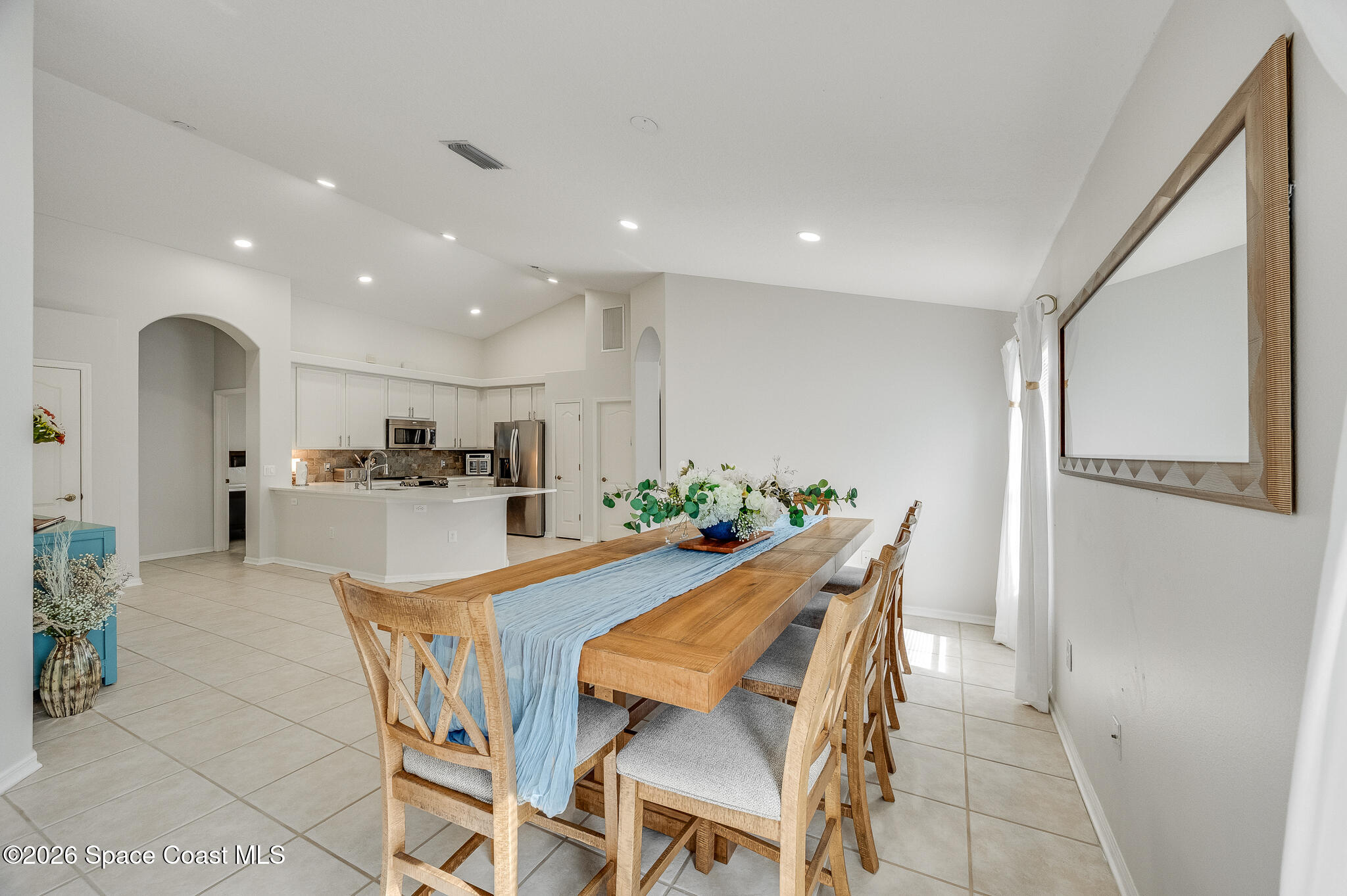 4989 Worthington Circle