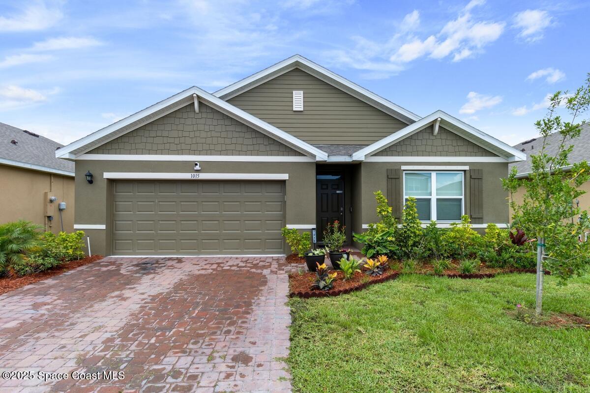 1015 Dugan Circle SE