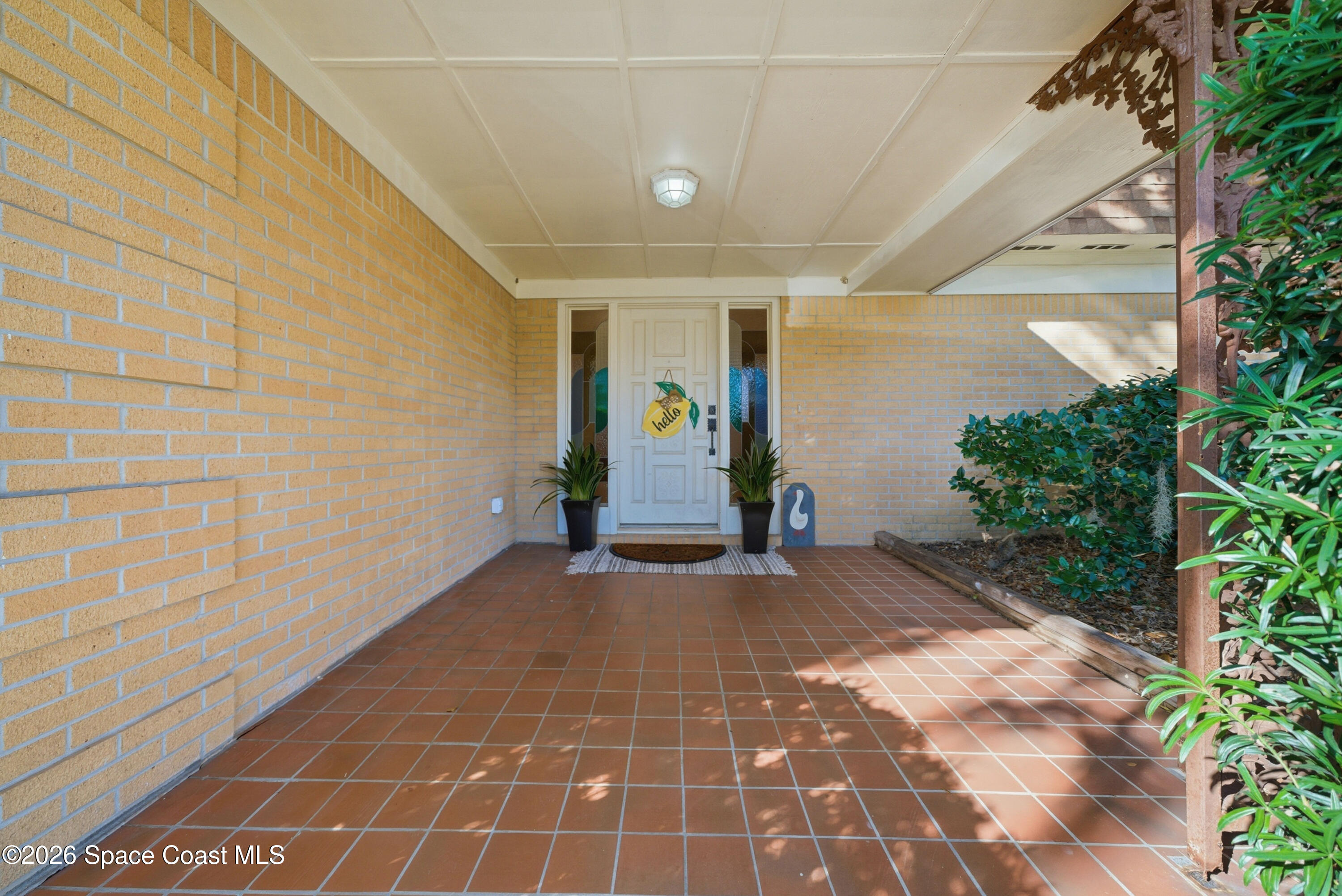 1720 E Carriage Drive