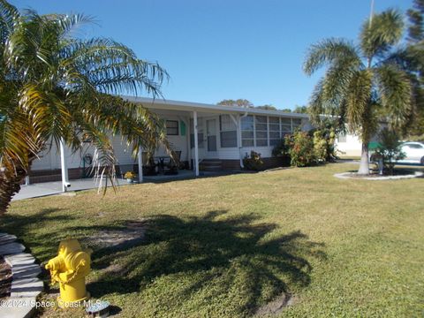 A home in Barefoot Bay