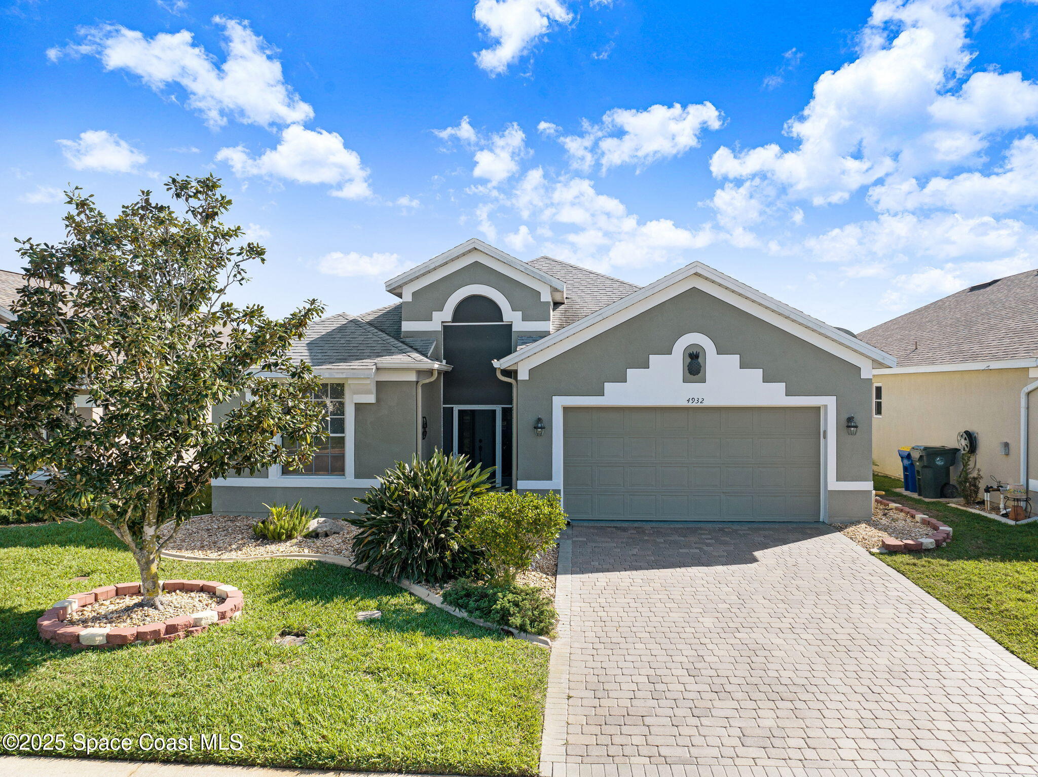 4932 Worthington Circle