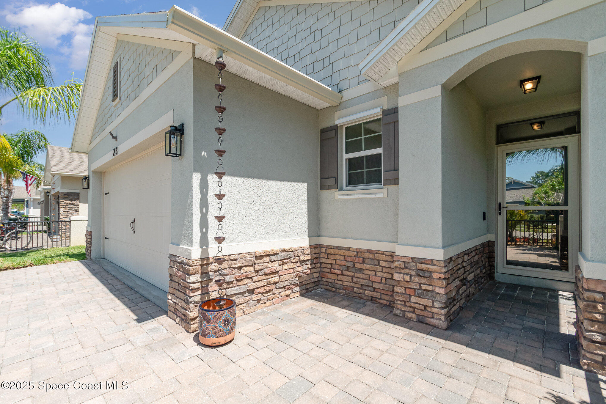 213 Caryota Court