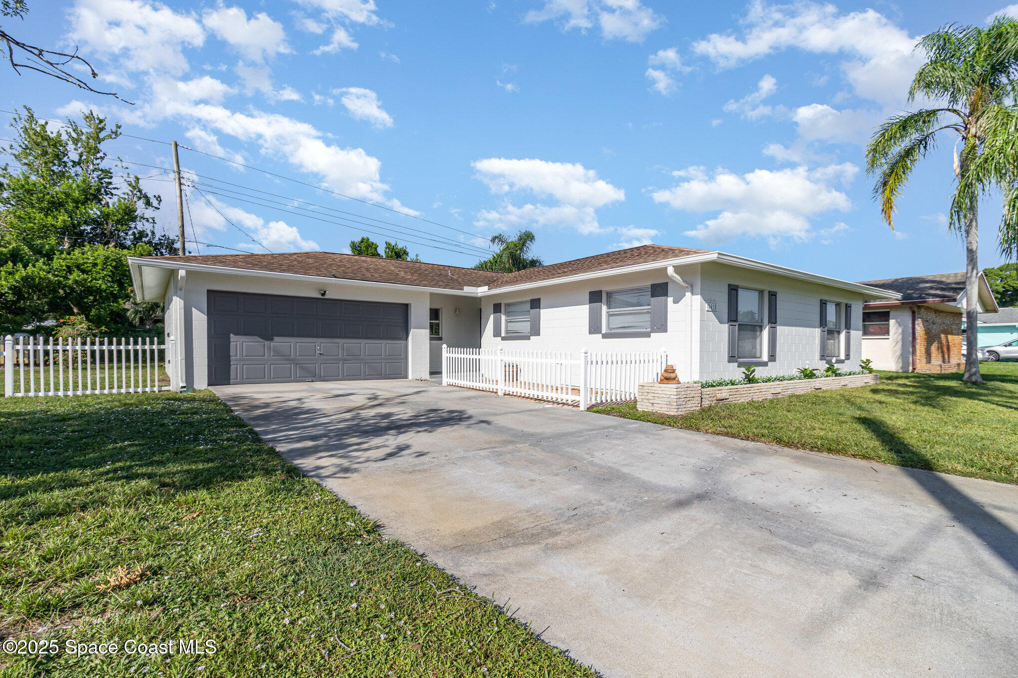 1415 Country Club Drive