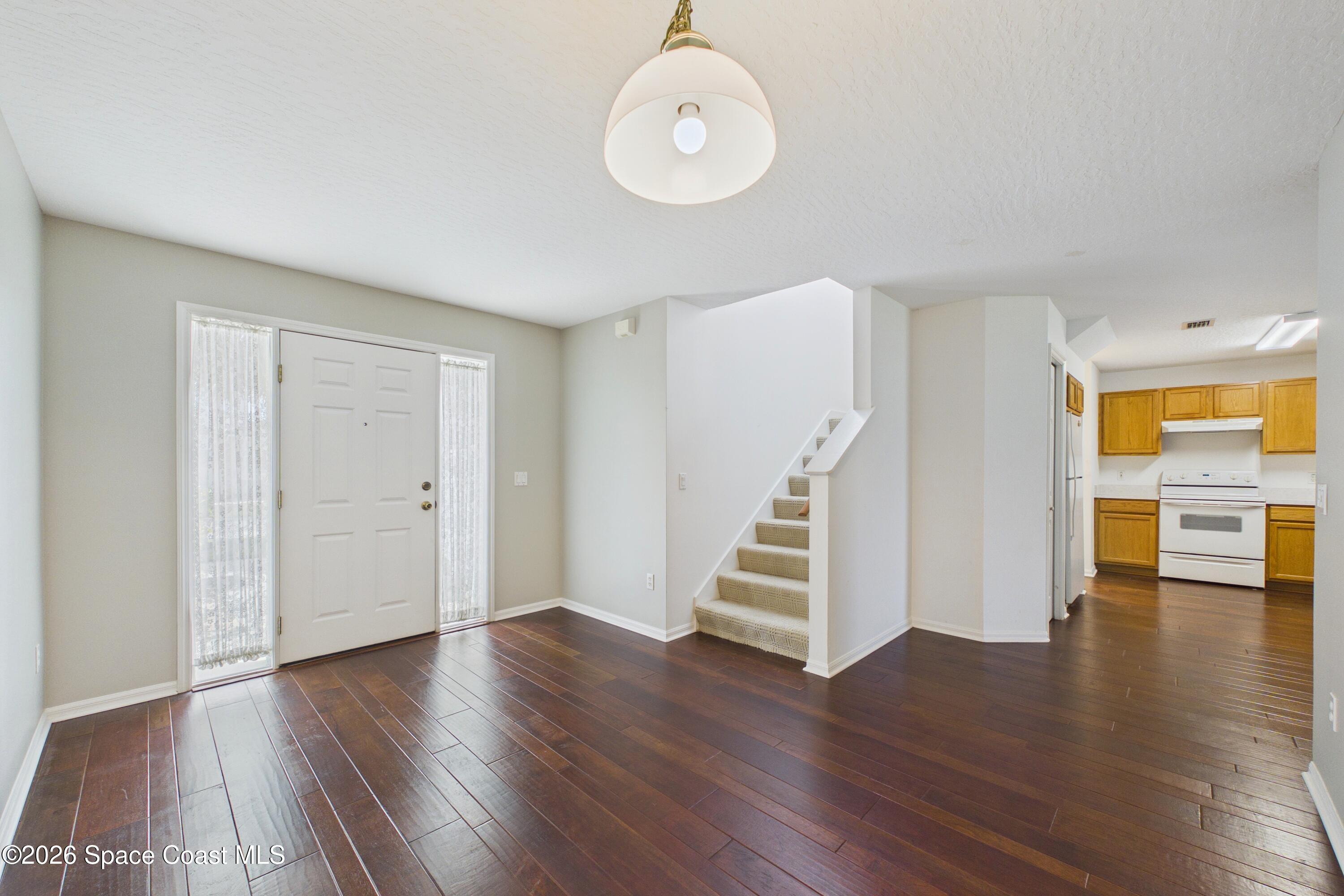 61 Sunset Street