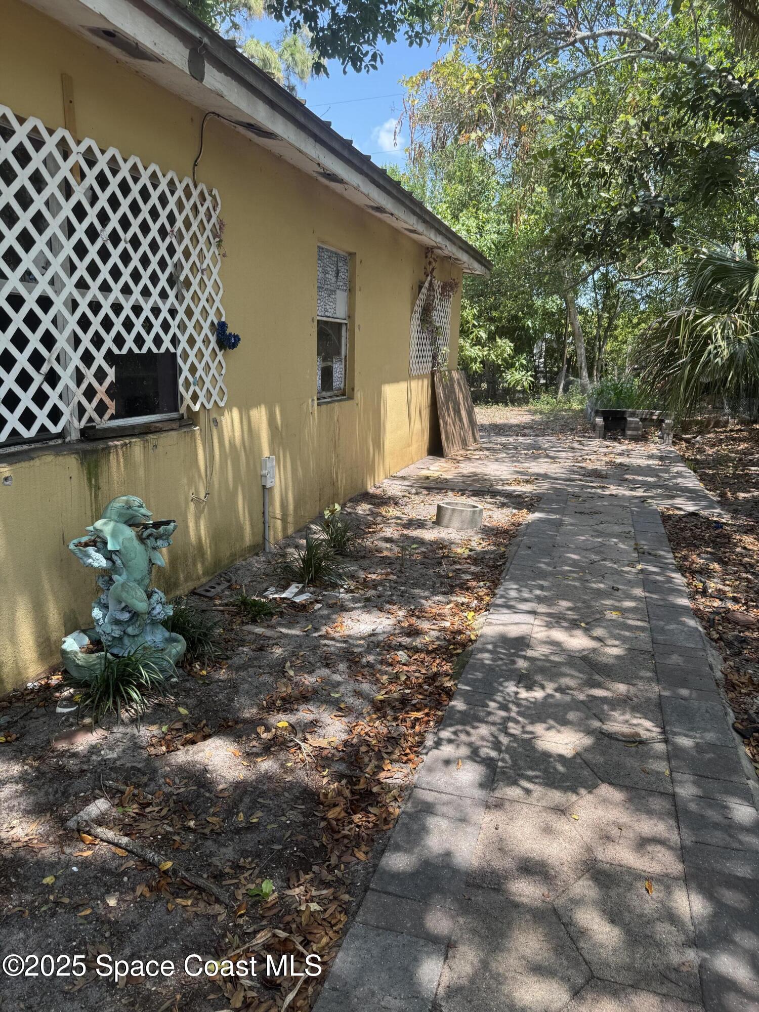 2374 Post Road