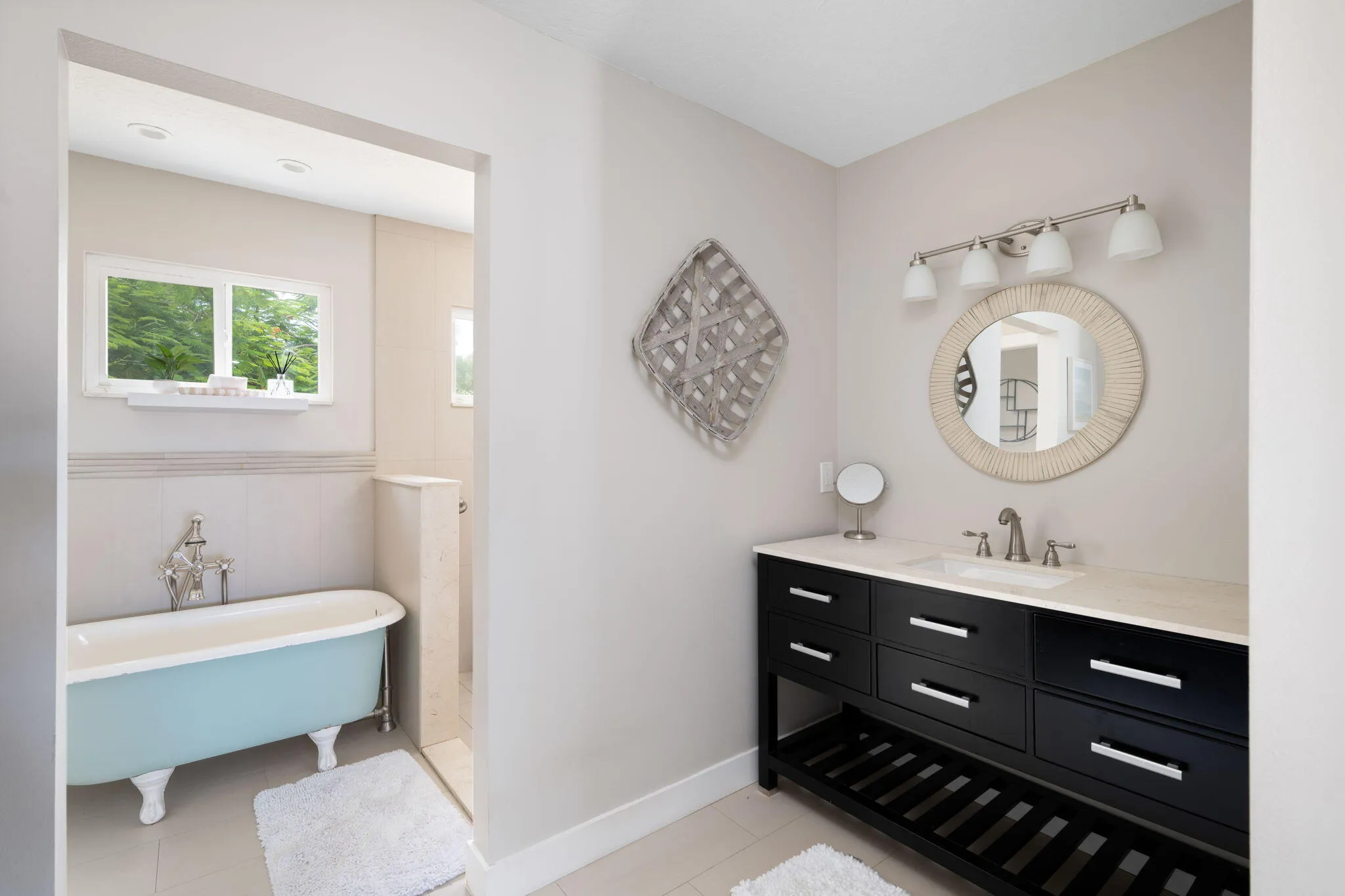 Vero Beach, Florida 32963, United States, 3 Bedrooms Bedrooms, ,3 BathroomsBathrooms,Residential,Active,52739