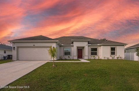 1717 Dalroy Street NW Palm Bay FL 32907