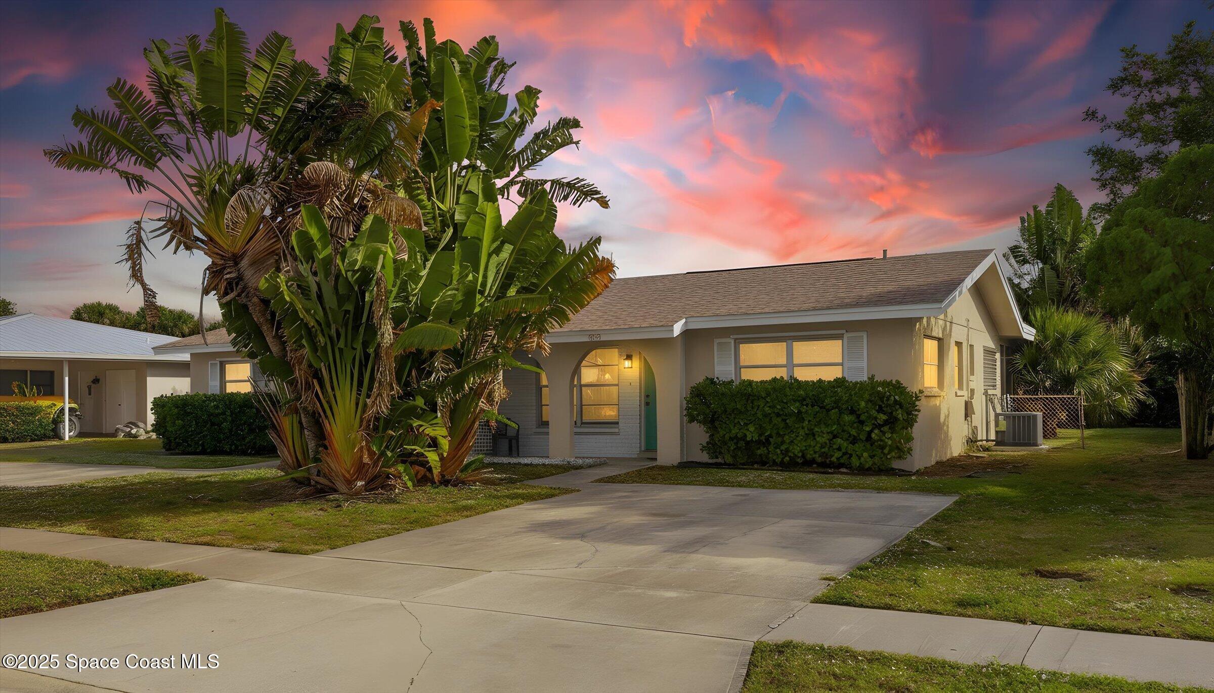 521 & 523 Ronnie Drive