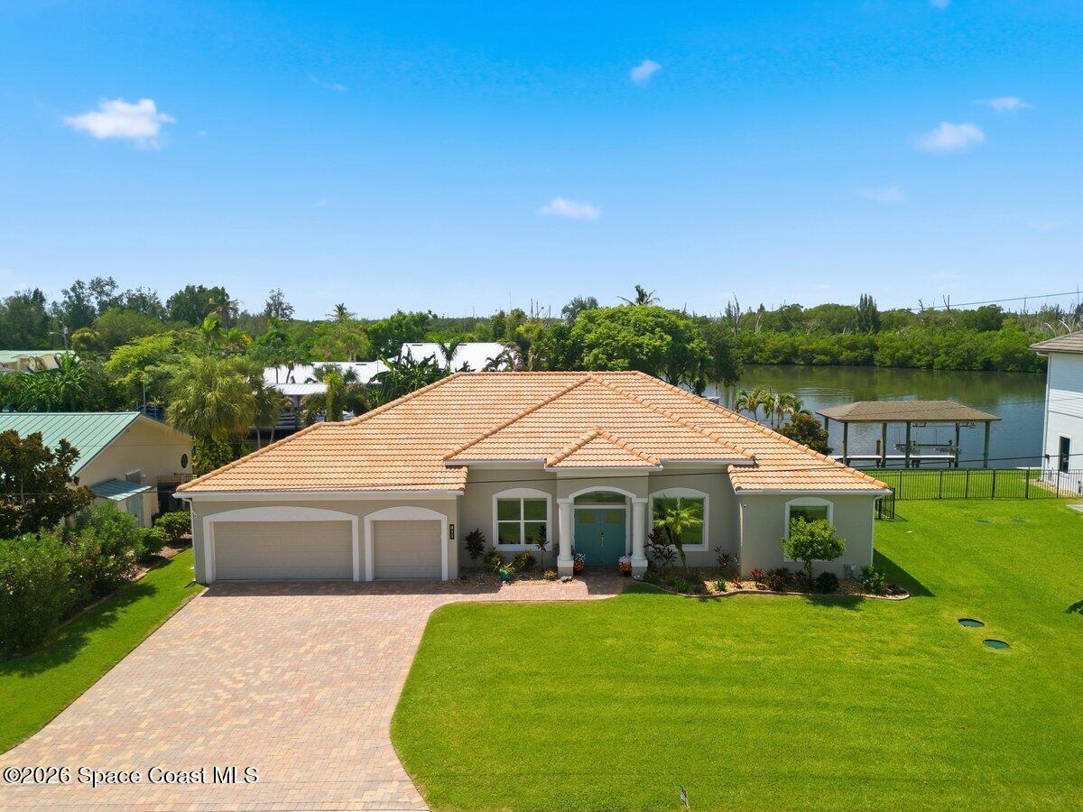 411 Hiawatha Way