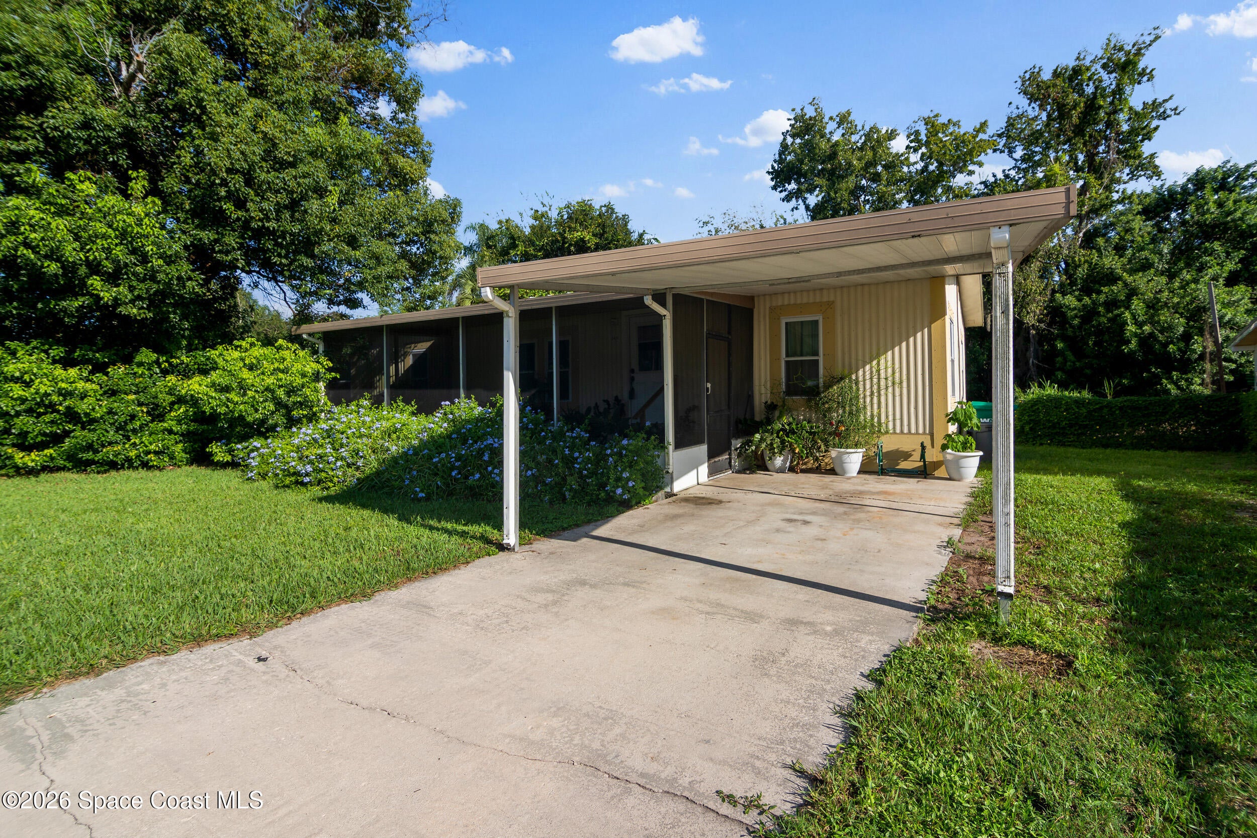 2424 Elsie Circle