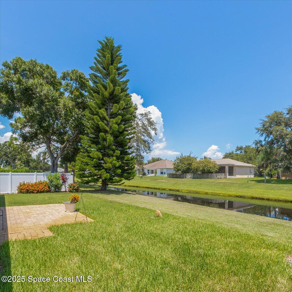 1409 California Drive