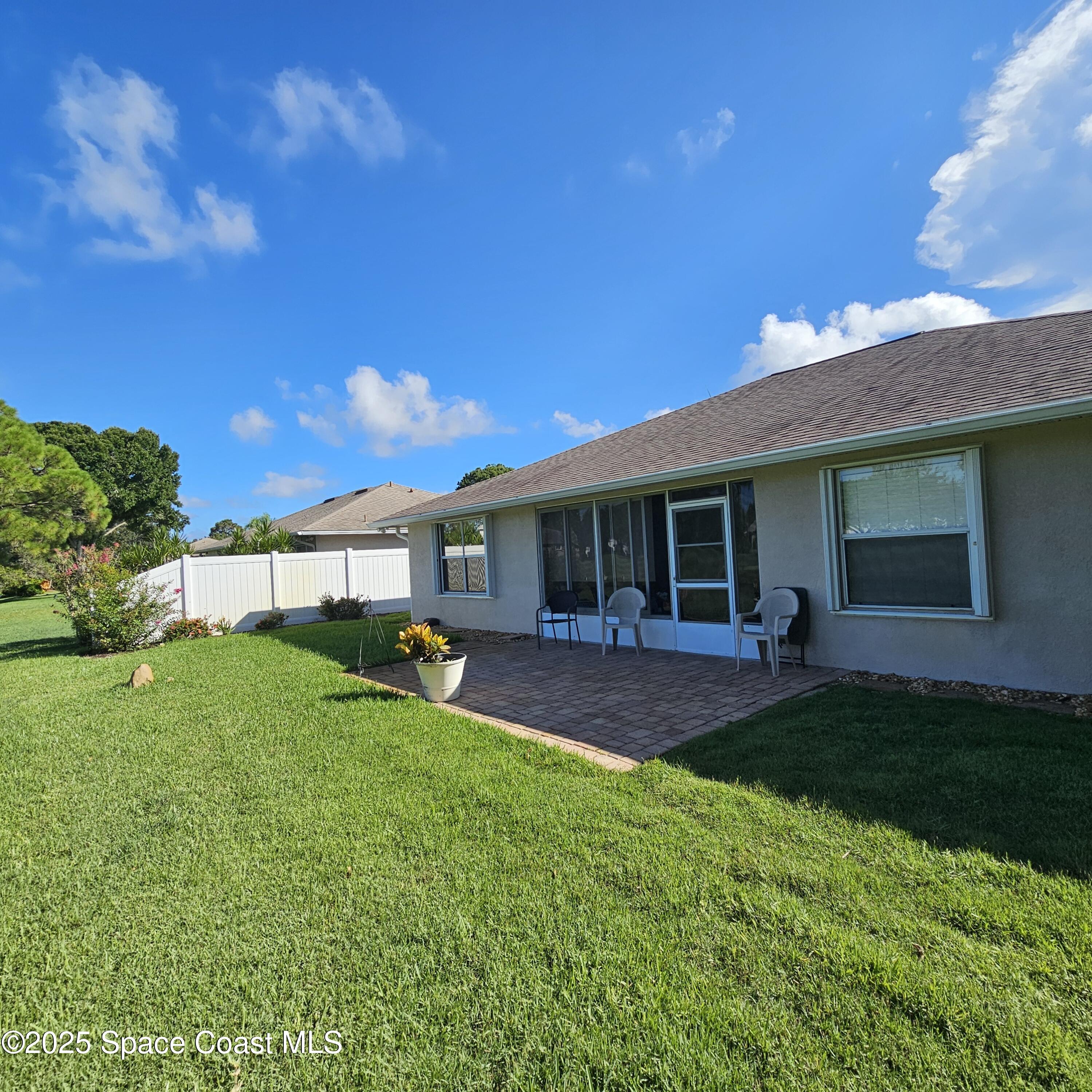 1409 California Drive