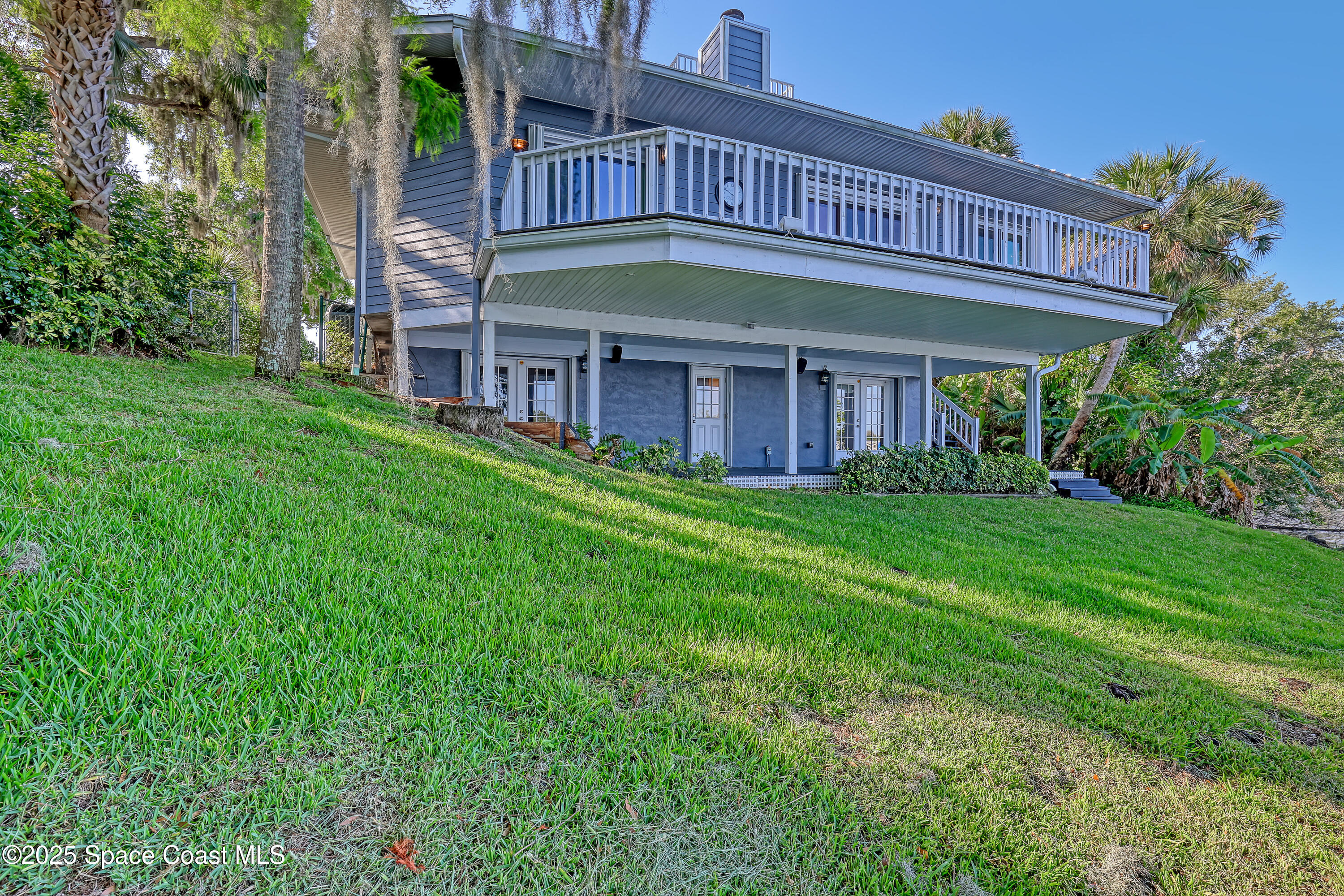 940 W Whitmire Drive