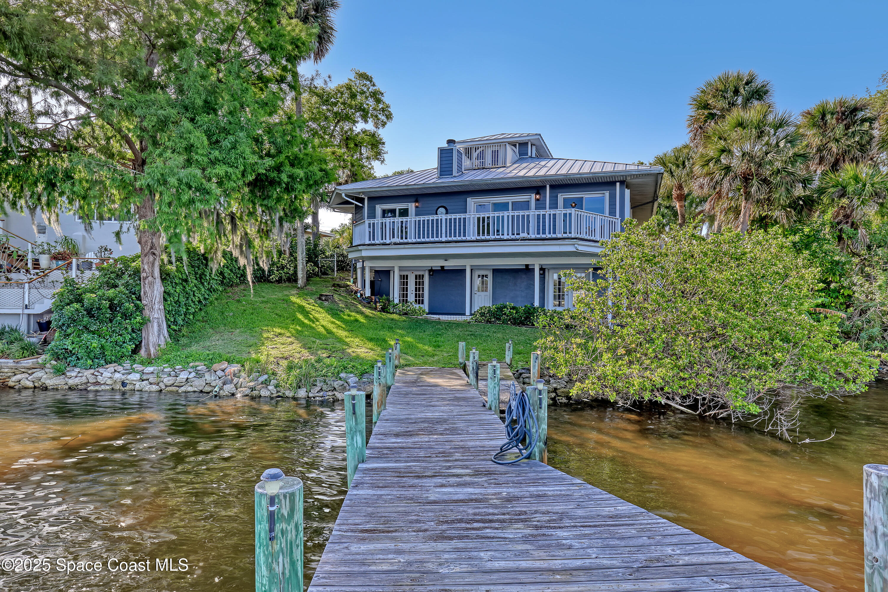 940 W Whitmire Drive