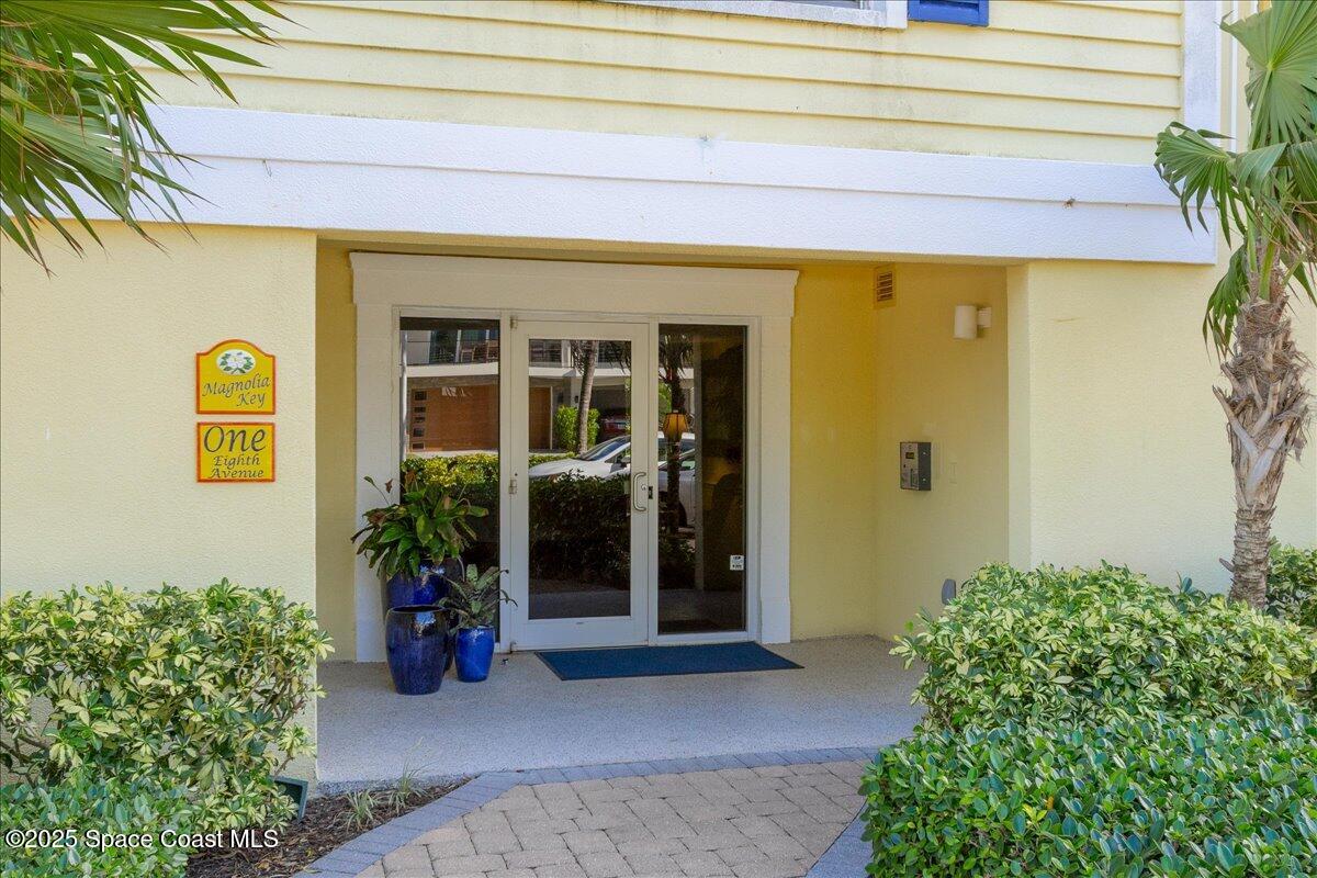 1 Eighth Avenue 1403