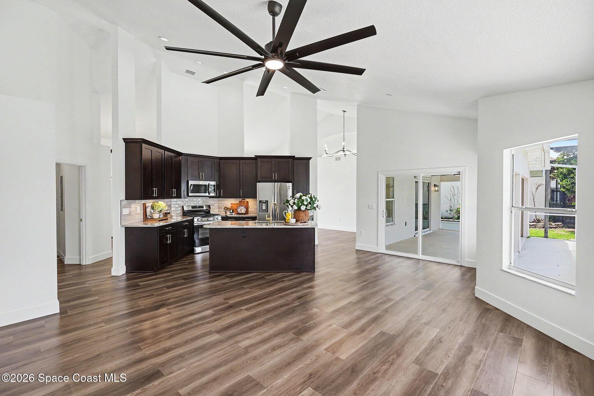 2110 Lionel Drive