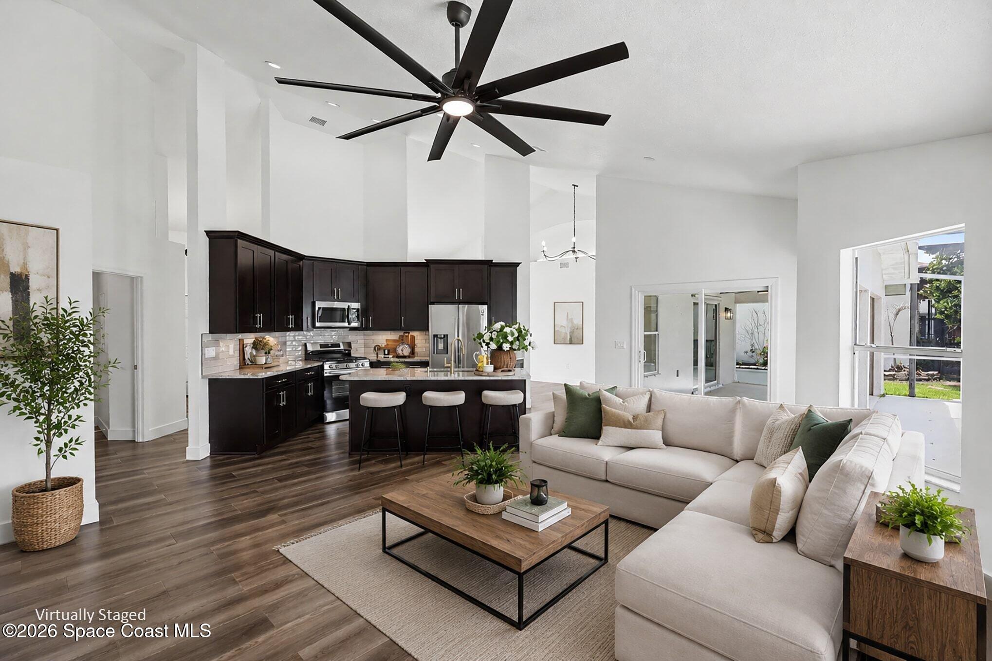 2110 Lionel Drive