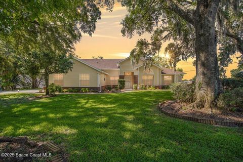 3973 Hunters Ridge Way Titusville FL 32796