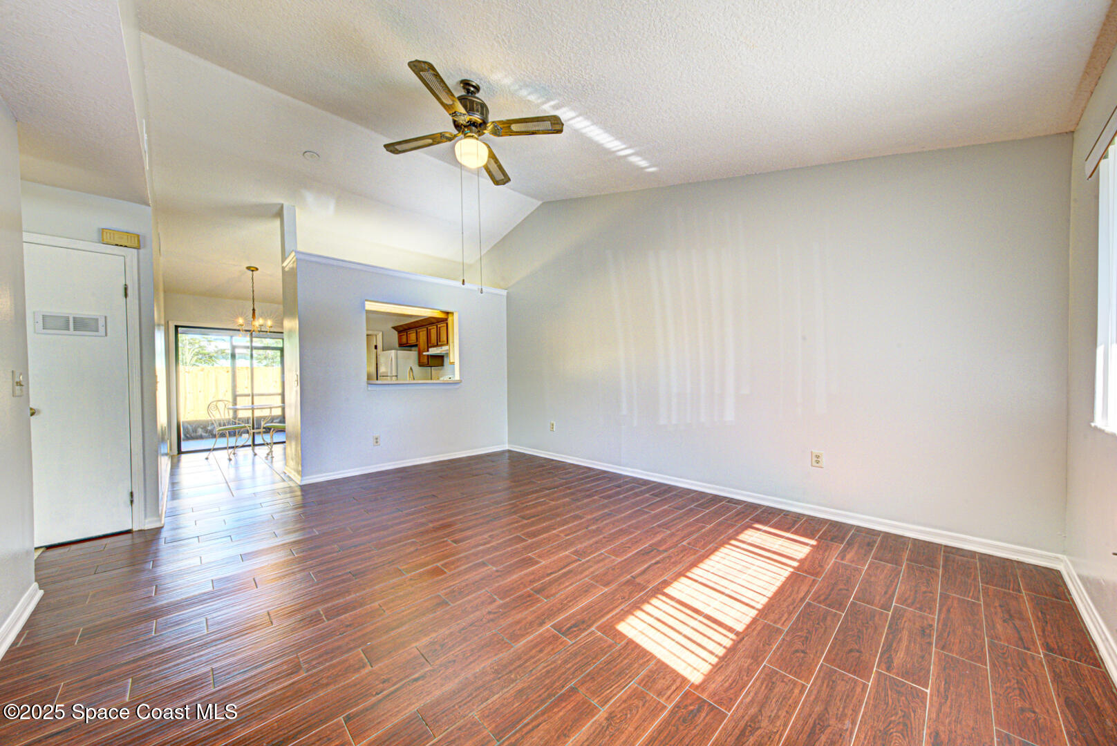 1222 Shady Pines Lane