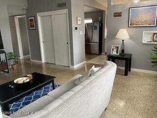 1046 Avon Place