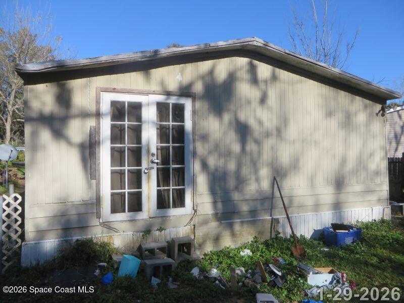 1462 Elizabeth Street