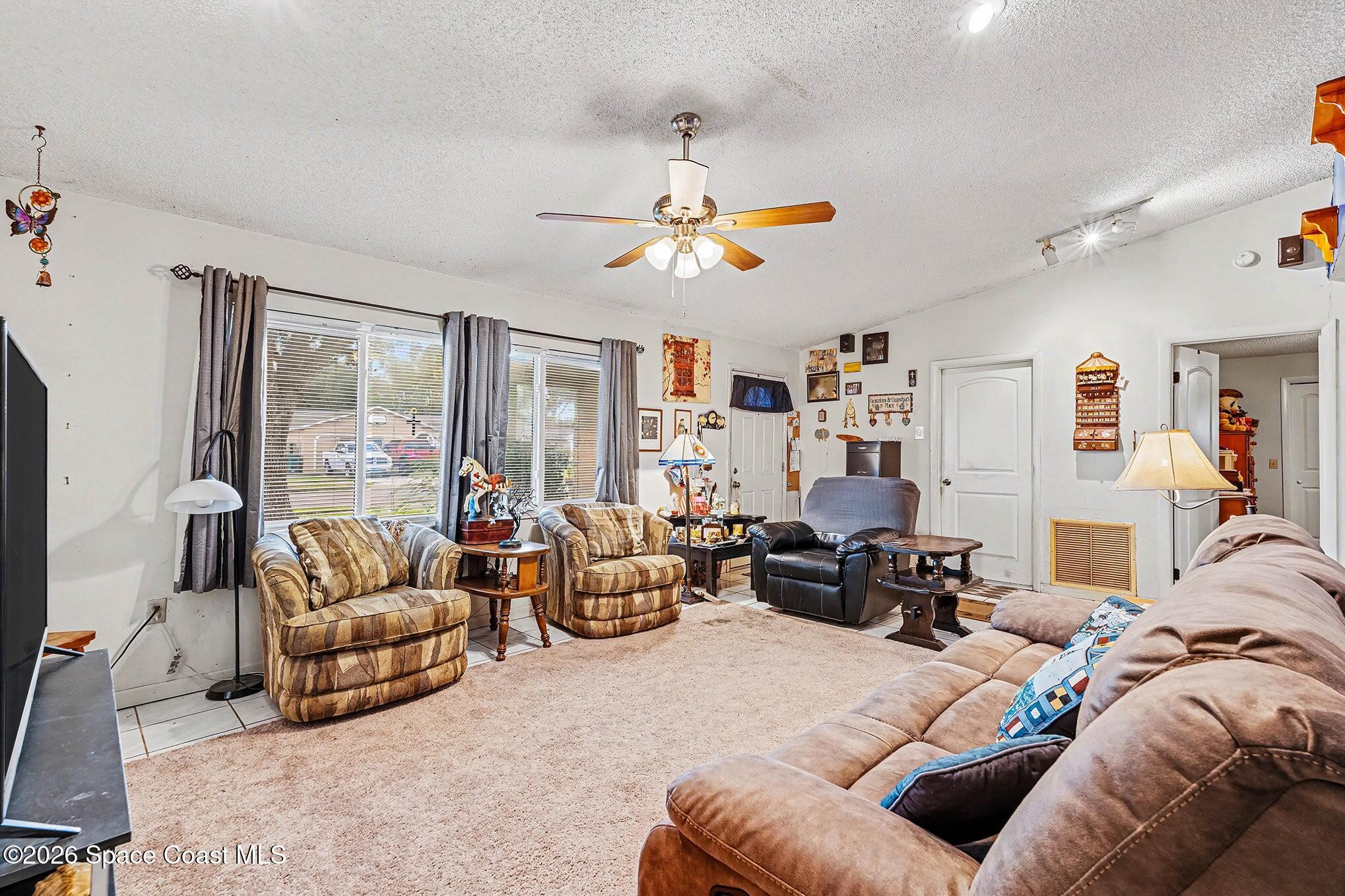 3808 Arrowsmith Drive