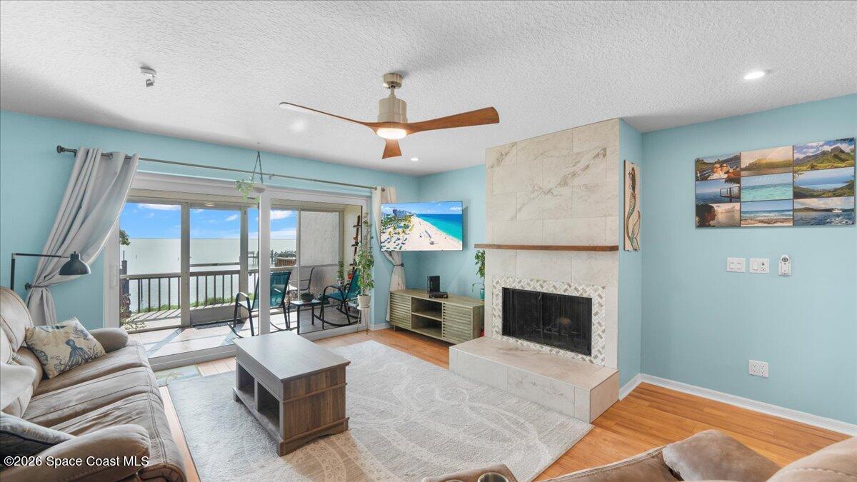 5087 Riveredge Drive #2