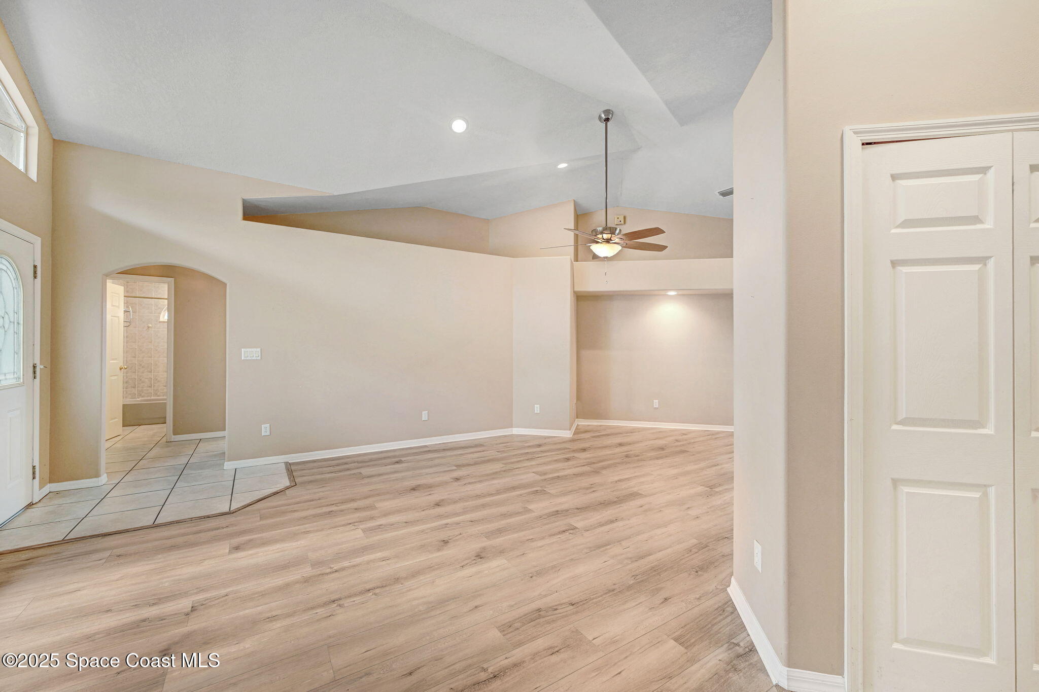 2537 Evergreen Avenue