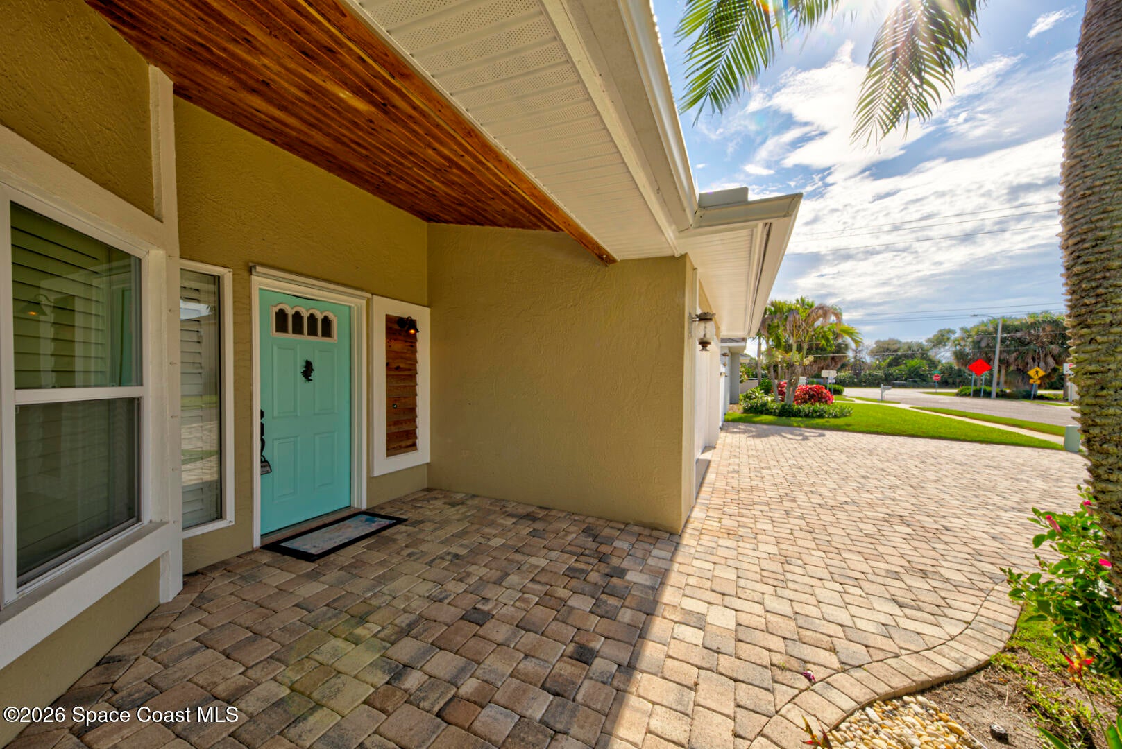 404 Lighthouse Landing Street