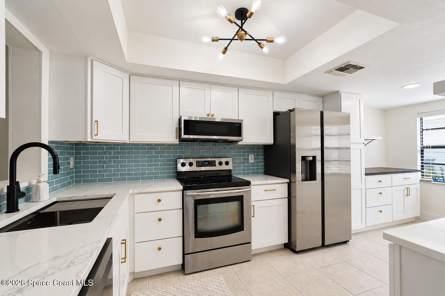 290 Paradise Boulevard 62