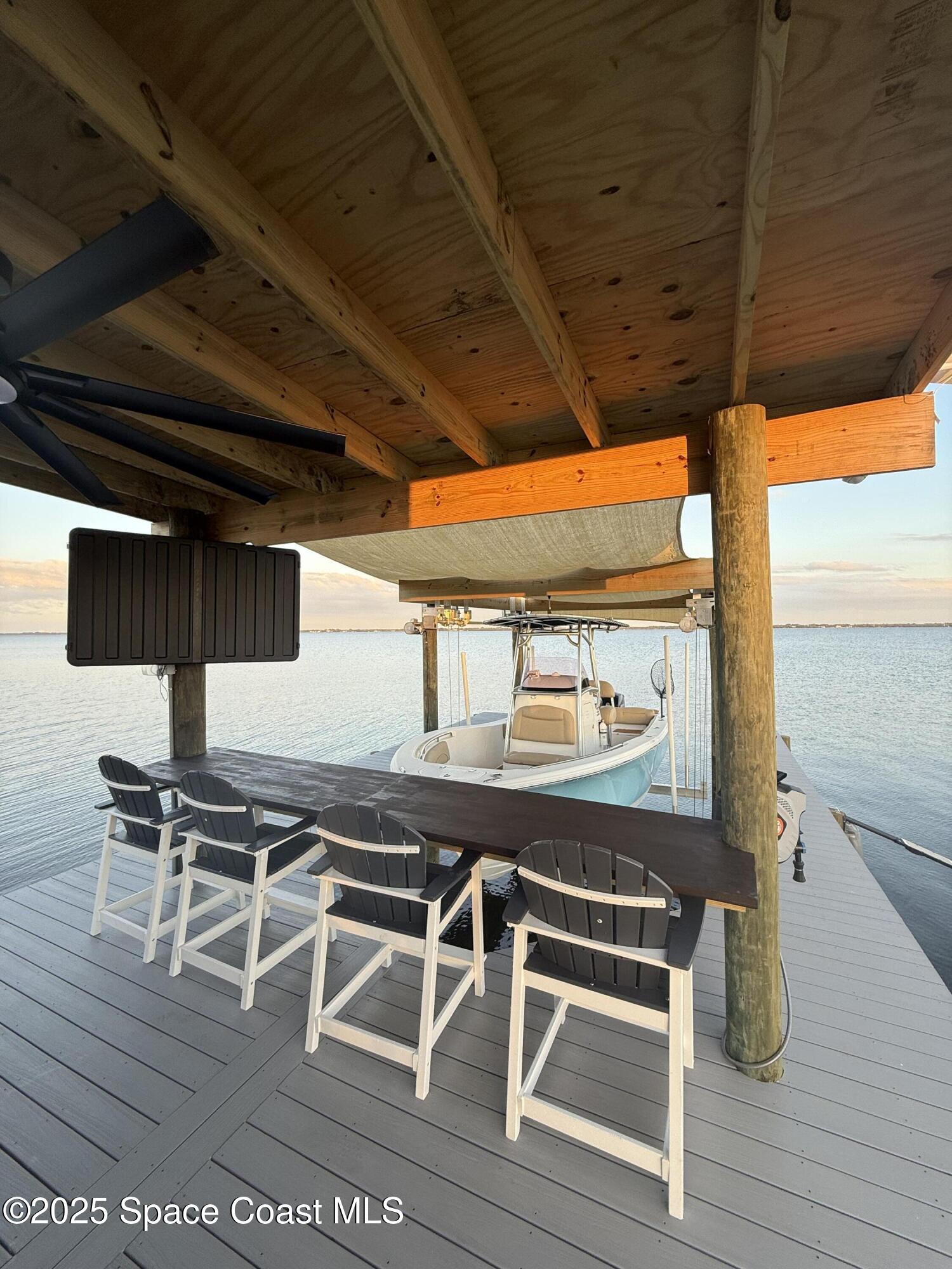 3809 Indian River Drive