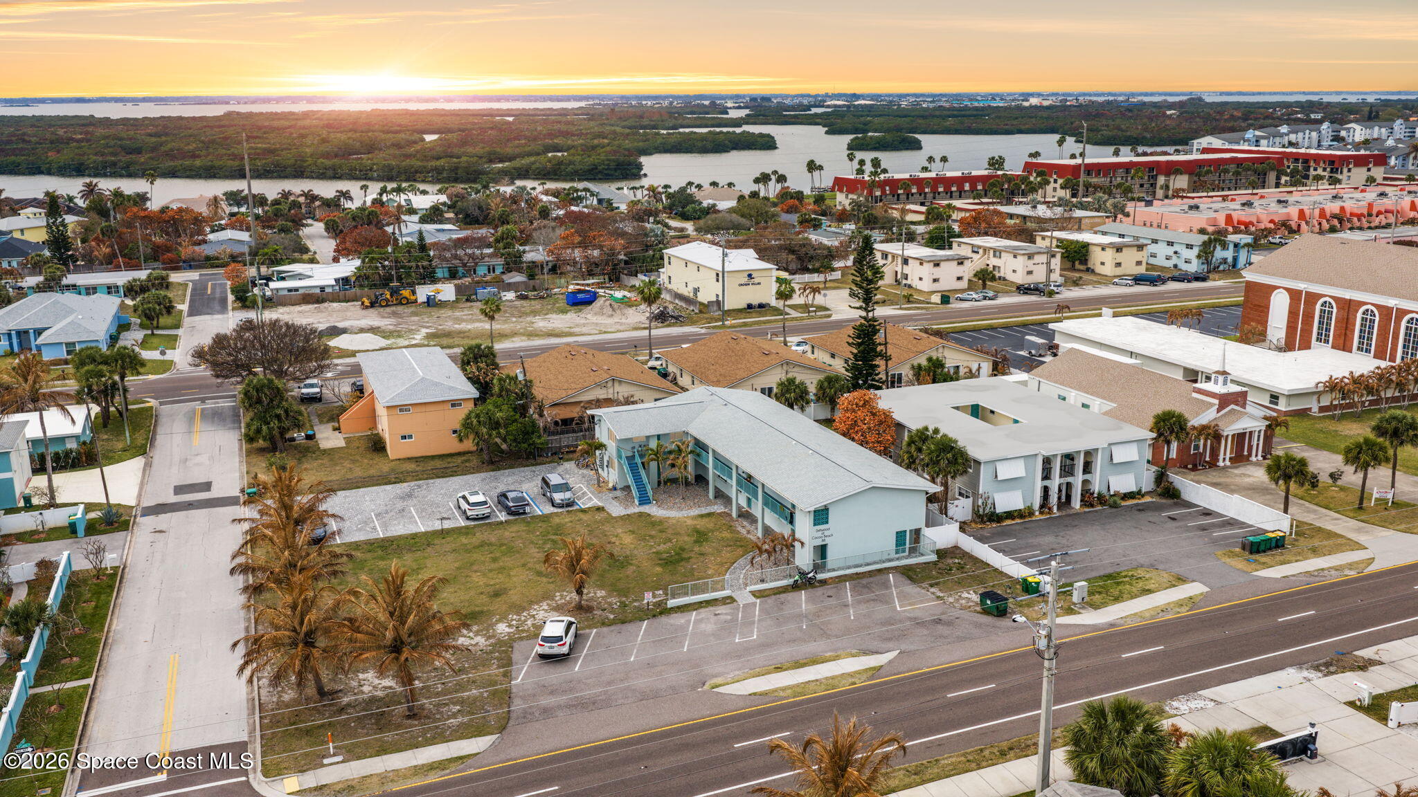 888 S Atlantic Avenue