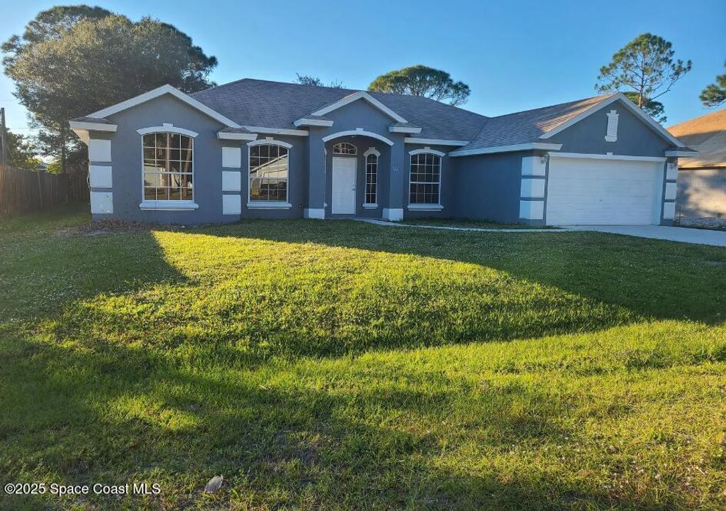 Photo of 220 Medea Avenue NW, Palm Bay, FL 32907 (MLS # 1056757)