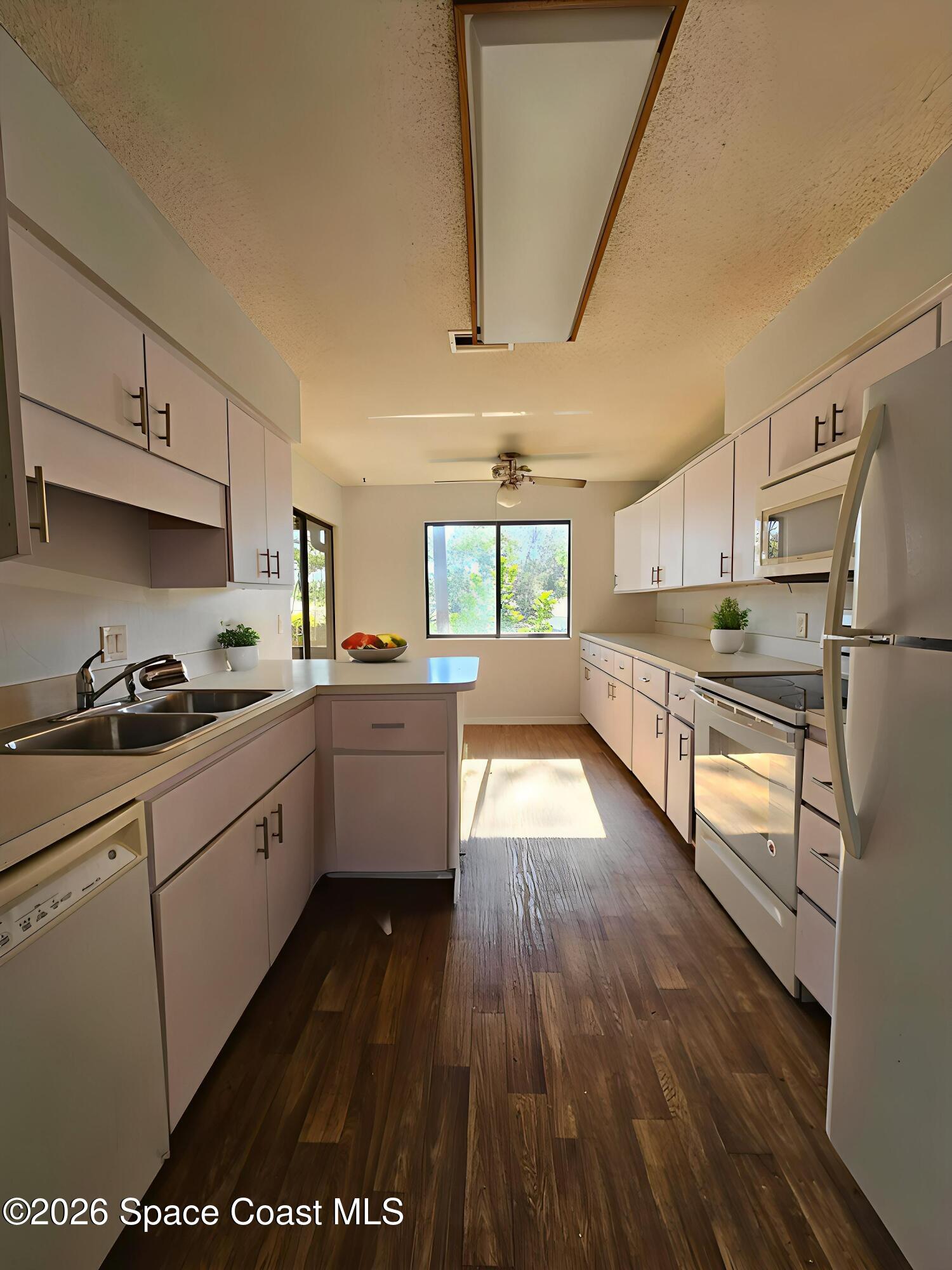 9002 Brighton Court 2e