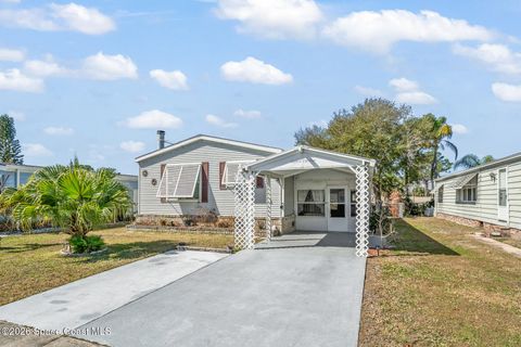 1854 Mango Street NE Palm Bay FL 32905