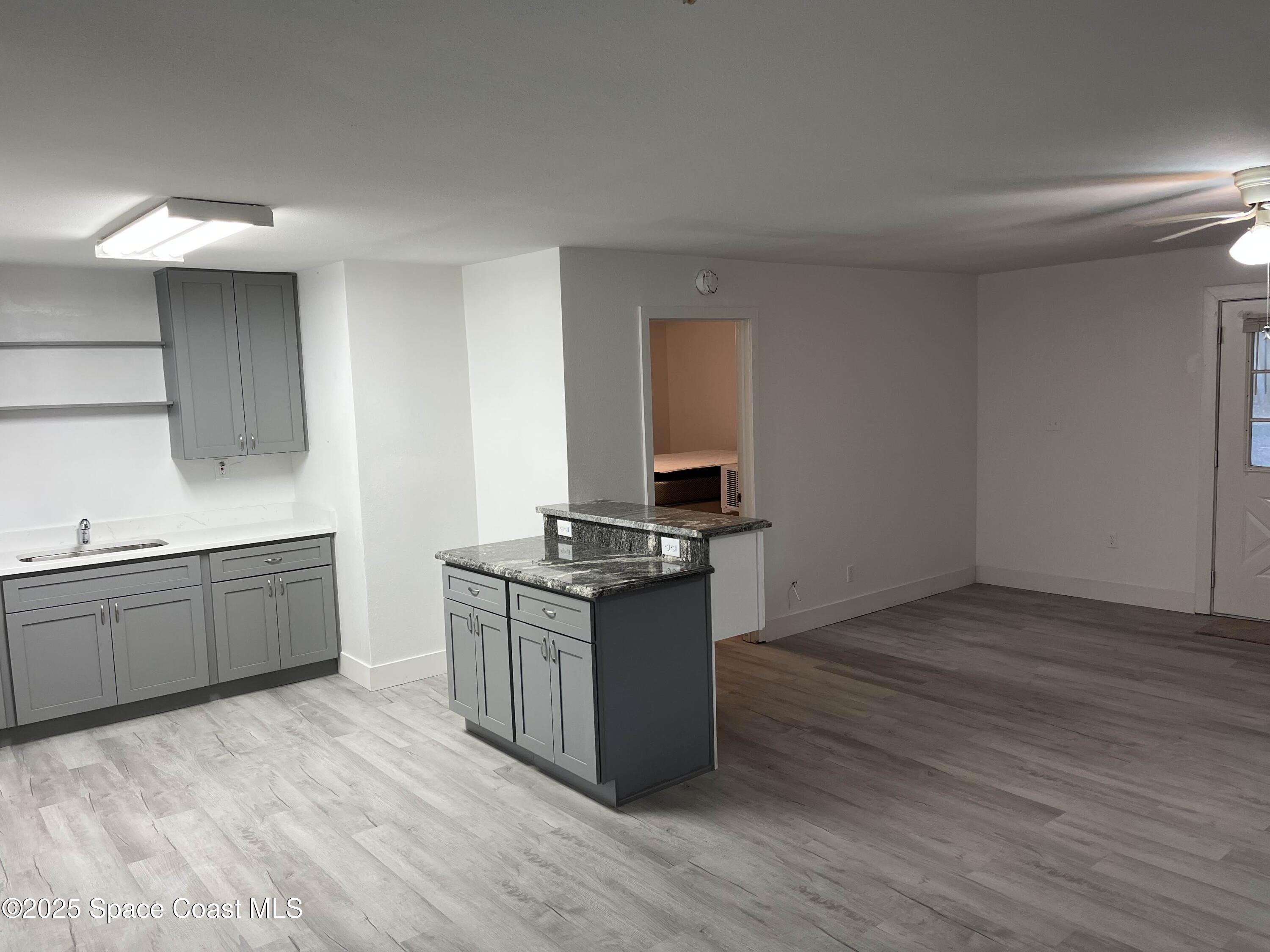 891 Hartsdale Avenue SW