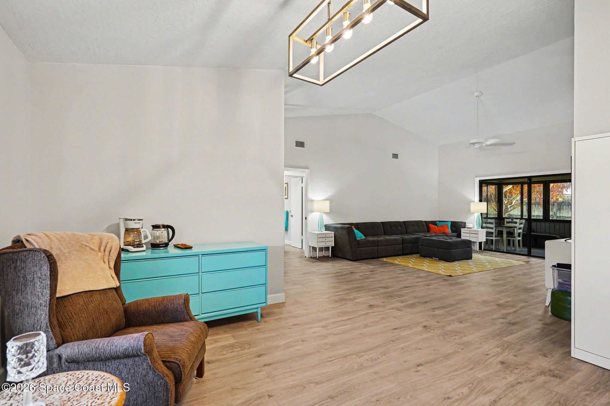 1999 Bottlebrush Drive