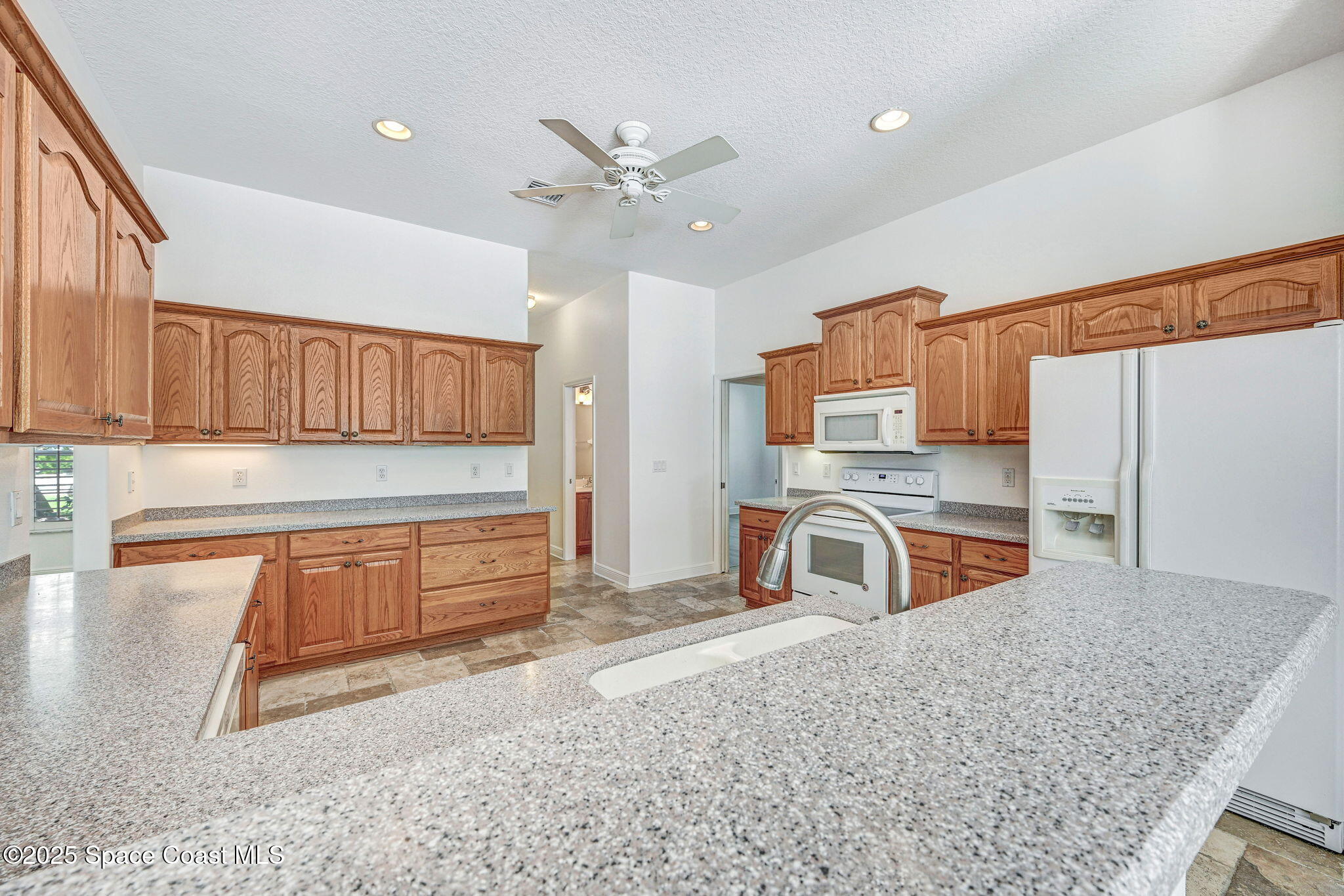 2533 Canary Isles Drive