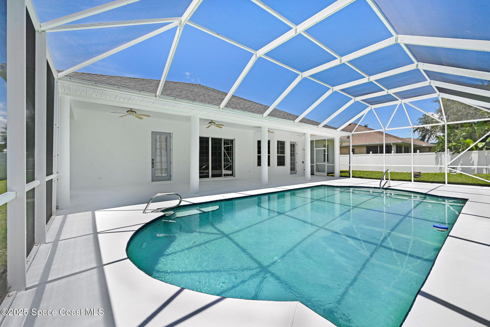 2533 Canary Isles Drive