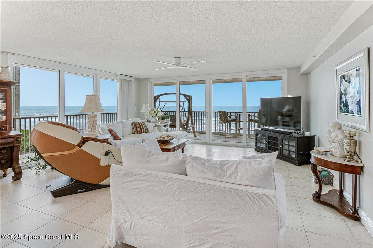 1575 N Highway A1a 411