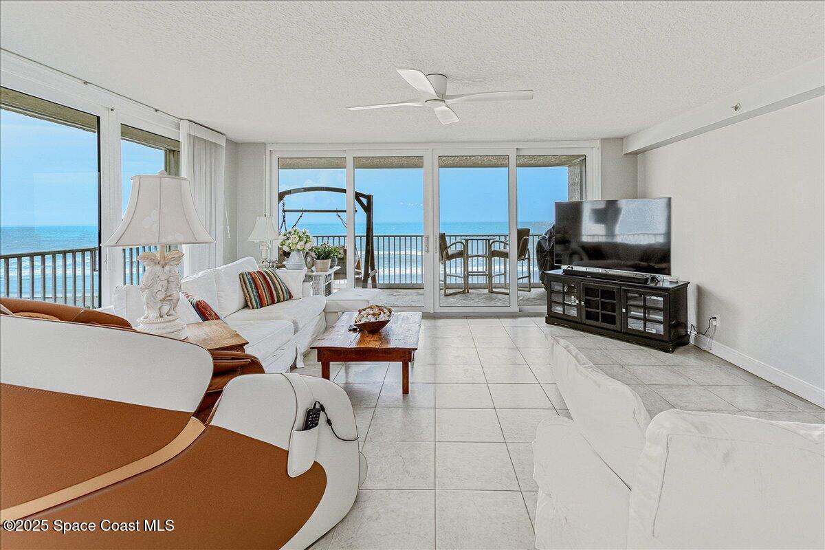 1575 N Highway A1a 411