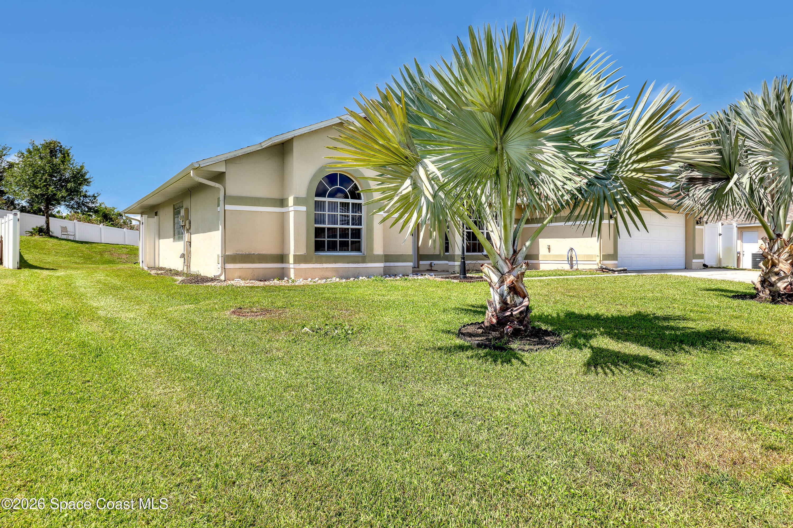 3975 Tangle Drive