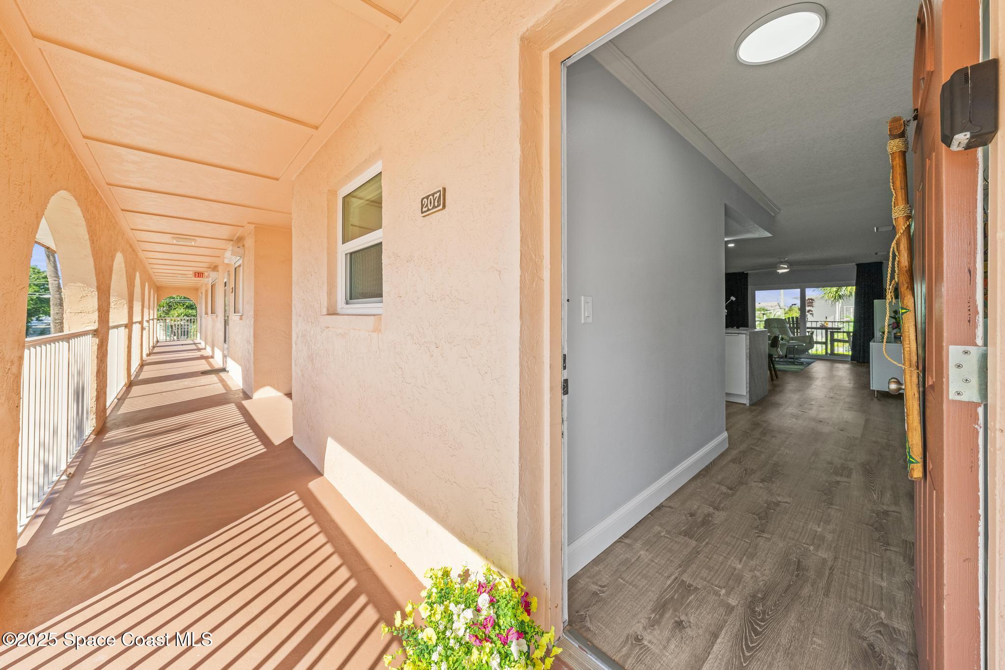 8000 Ridgewood Avenue 207