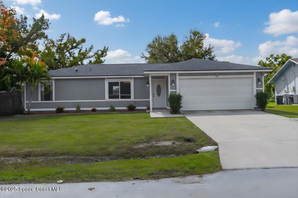 Photo of 1486 Giles Street NW, Palm Bay, FL 32907 (MLS # 1060273)