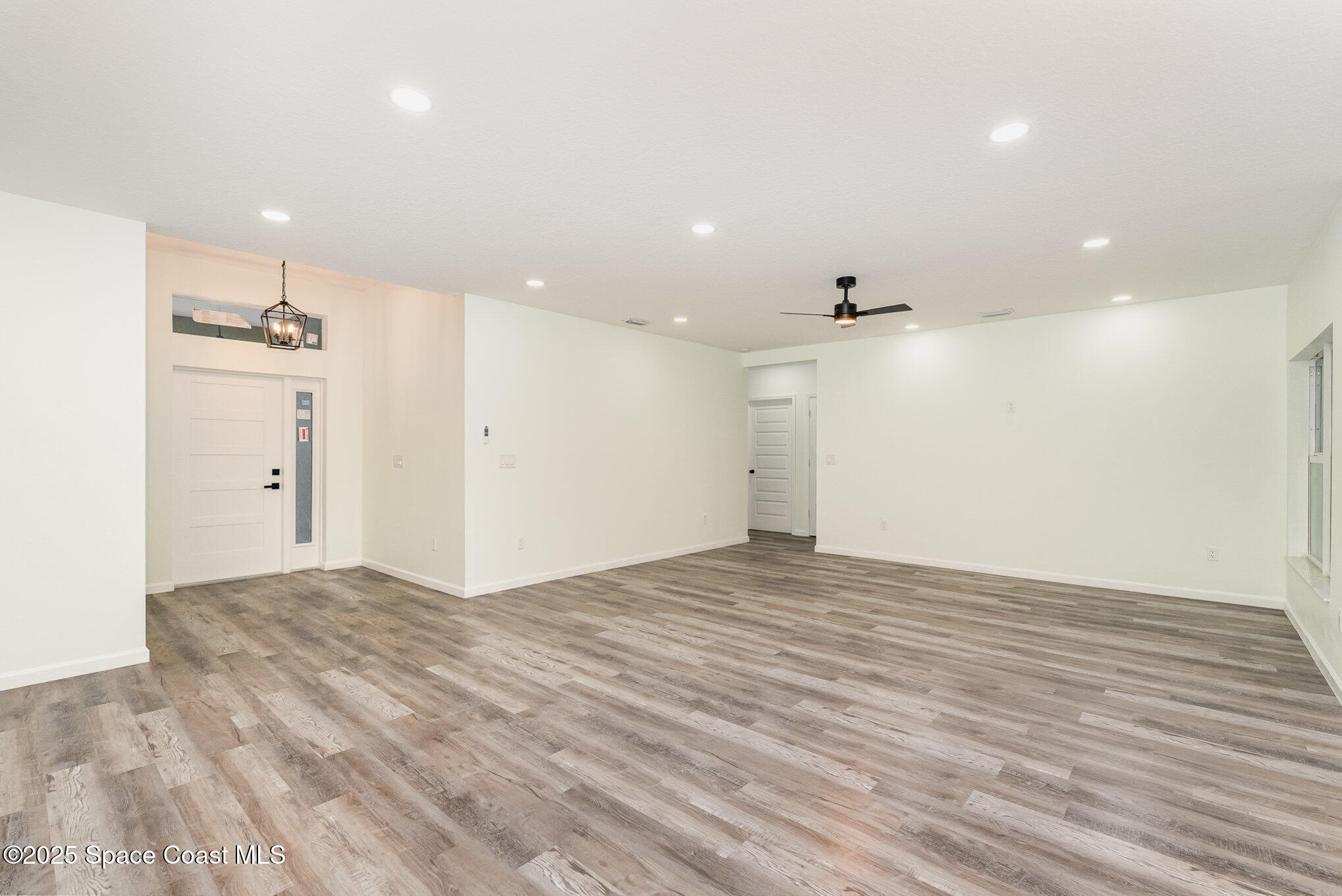 123 Garylind Street SW