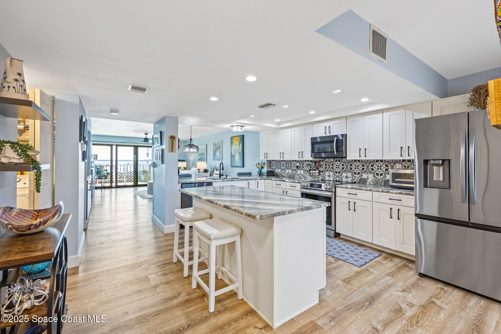 3220 River Villa Way 121