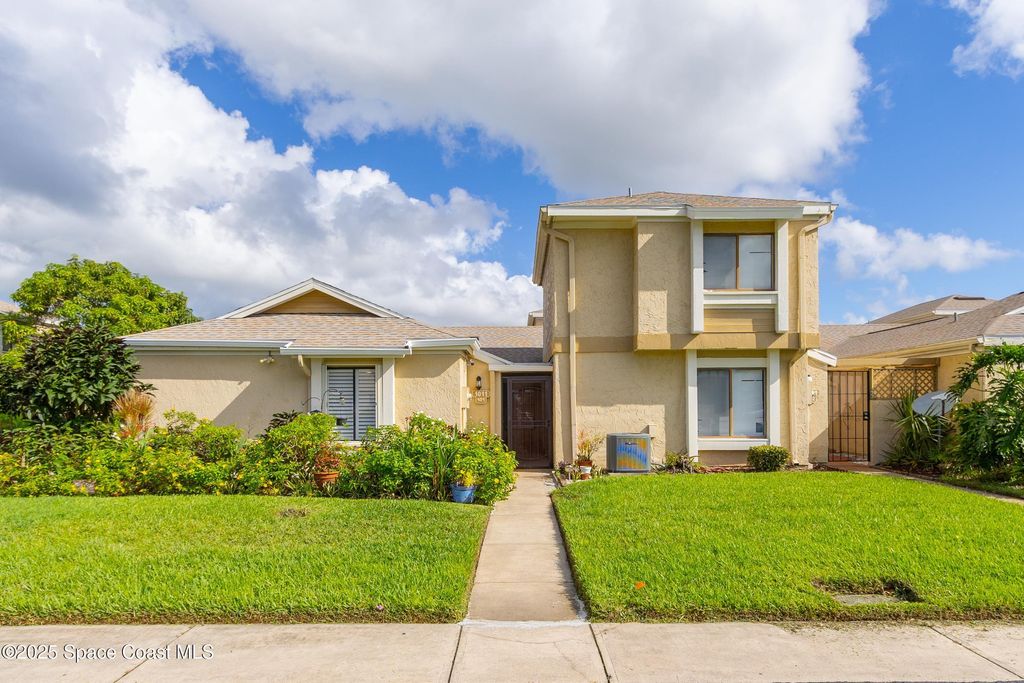 Photo of 1011 Abada Court NE #101, Palm Bay, FL 32905 (MLS # 1057865)